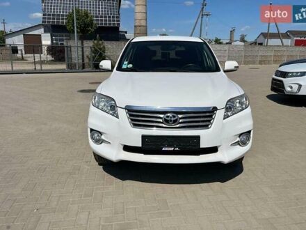 Белый Тойота РАВ 4, объемом двигателя 2.2 л и пробегом 269 тыс. км за 7800 $, фото 1 на Automoto.ua