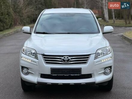 Білий Тойота РАВ 4, об'ємом двигуна 2.23 л та пробігом 199 тис. км за 14300 $, фото 1 на Automoto.ua