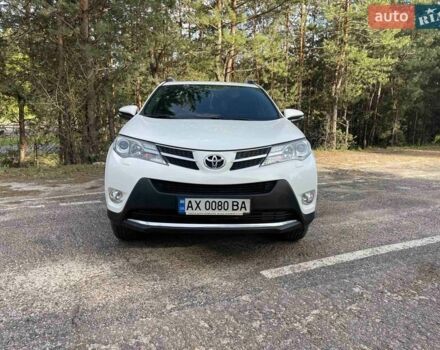 Белый Тойота РАВ 4, объемом двигателя 2.5 л и пробегом 205 тыс. км за 16999 $, фото 1 на Automoto.ua