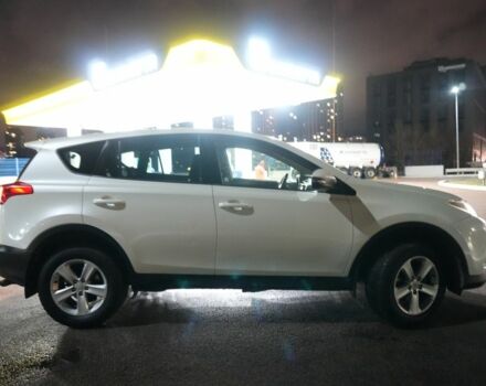 Білий Тойота РАВ 4, об'ємом двигуна 2.2 л та пробігом 253 тис. км за 14450 $, фото 1 на Automoto.ua