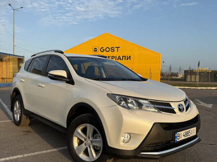 Белый Тойота РАВ 4, объемом двигателя 2.23 л и пробегом 193 тыс. км за 16750 $, фото 1 на Automoto.ua