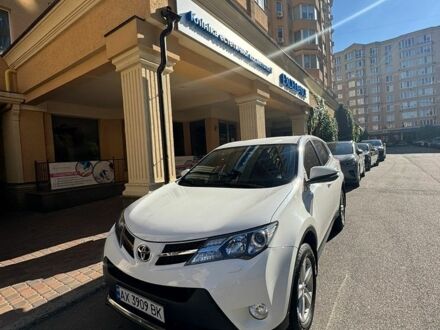 Білий Тойота РАВ 4, об'ємом двигуна 1.99 л та пробігом 119 тис. км за 16200 $, фото 1 на Automoto.ua