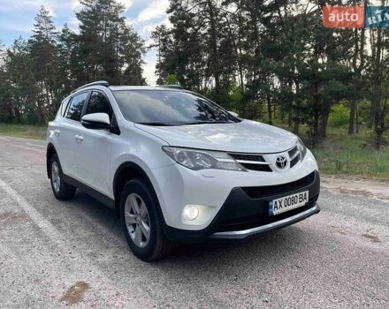 Белый Тойота РАВ 4, объемом двигателя 2.5 л и пробегом 204 тыс. км за 18300 $, фото 1 на Automoto.ua