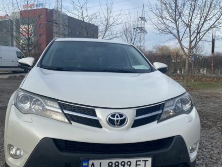 Белый Тойота РАВ 4, объемом двигателя 2.2 л и пробегом 320 тыс. км за 14500 $, фото 1 на Automoto.ua