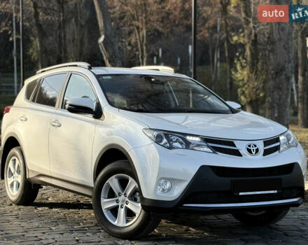 Белый Тойота РАВ 4, объемом двигателя 2 л и пробегом 98 тыс. км за 18200 $, фото 1 на Automoto.ua