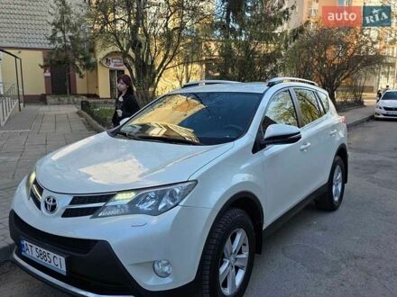 Белый Тойота РАВ 4, объемом двигателя 2.23 л и пробегом 147 тыс. км за 17500 $, фото 1 на Automoto.ua