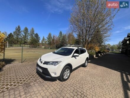 Белый Тойота РАВ 4, объемом двигателя 2.23 л и пробегом 180 тыс. км за 14700 $, фото 1 на Automoto.ua