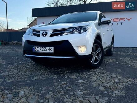 Тойота РАВ 4 2014 в Самборе на Automoto.ua Белый Тойота РАВ 4, объемом двигателя 2 л и пробегом 216 тыс. км за 15400 $, фото 1 на Automoto.ua
