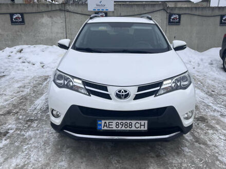 Білий Тойота РАВ 4, об'ємом двигуна 2.23 л та пробігом 203 тис. км за 18500 $, фото 1 на Automoto.ua