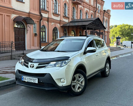 Белый Тойота РАВ 4, объемом двигателя 1.99 л и пробегом 180 тыс. км за 13400 $, фото 1 на Automoto.ua