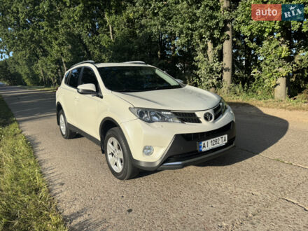 Білий Тойота РАВ 4, об'ємом двигуна 2.23 л та пробігом 250 тис. км за 14200 $, фото 1 на Automoto.ua