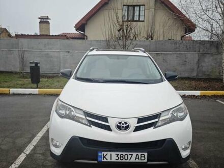 Белый Тойота РАВ 4, объемом двигателя 2.5 л и пробегом 165 тыс. км за 16500 $, фото 1 на Automoto.ua