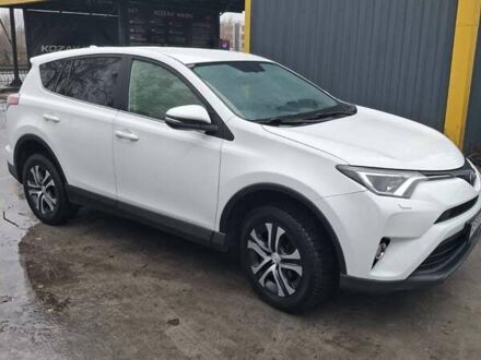 Білий Тойота РАВ 4, об'ємом двигуна 1.99 л та пробігом 131 тис. км за 18000 $, фото 1 на Automoto.ua