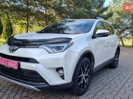 Тойота РАВ 4 2016 в Дрогобыче на Automoto.ua Белый Тойота РАВ 4, объемом двигателя 1.99 л и пробегом 204 тыс. км за 21700 $, фото 1 на Automoto.ua