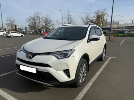 Білий Тойота РАВ 4, об'ємом двигуна 2.5 л та пробігом 159 тис. км за 18000 $, фото 1 на Automoto.ua