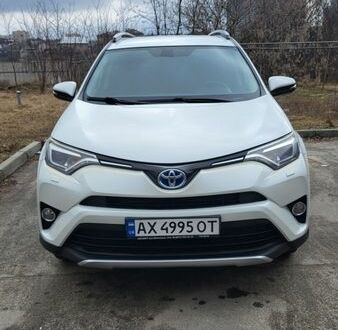 Білий Тойота РАВ 4, об'ємом двигуна 2.49 л та пробігом 126 тис. км за 23500 $, фото 1 на Automoto.ua