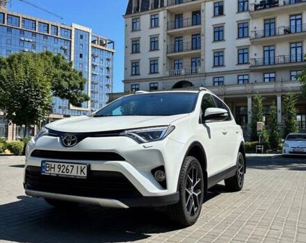 Белый Тойота РАВ 4, объемом двигателя 1.99 л и пробегом 161 тыс. км за 19500 $, фото 1 на Automoto.ua