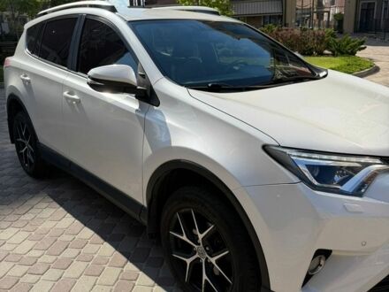 Білий Тойота РАВ 4, об'ємом двигуна 2 л та пробігом 124 тис. км за 20500 $, фото 1 на Automoto.ua