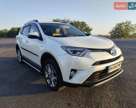 Білий Тойота РАВ 4, об'ємом двигуна 2.5 л та пробігом 122 тис. км за 21500 $, фото 1 на Automoto.ua