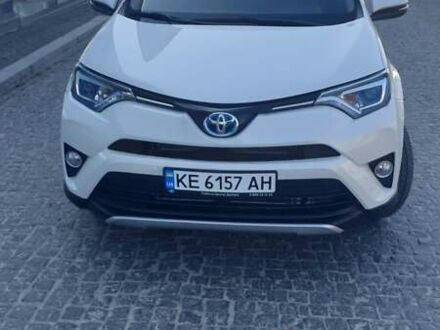 Тойота РАВ 4 2016 в Днепре (Днепропетровске) на Automoto.ua Белый Тойота РАВ 4, объемом двигателя 2.49 л и пробегом 158 тыс. км за 23000 $, фото 1 на Automoto.ua