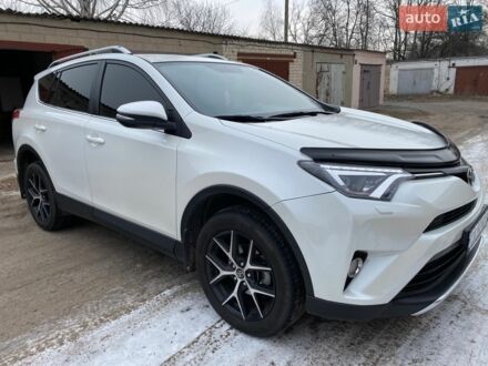 Белый Тойота РАВ 4, объемом двигателя 2.23 л и пробегом 101 тыс. км за 23800 $, фото 1 на Automoto.ua