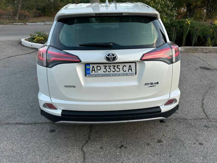 Білий Тойота РАВ 4, об'ємом двигуна 2 л та пробігом 160 тис. км за 20900 $, фото 1 на Automoto.ua