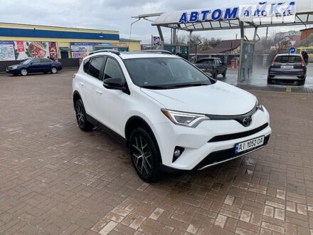 Тойота РАВ 4 2017 в Черновцах на Automoto.ua Белый Тойота РАВ 4, объемом двигателя 2.5 л и пробегом 57 тыс. км за 21900 $, фото 1 на Automoto.ua