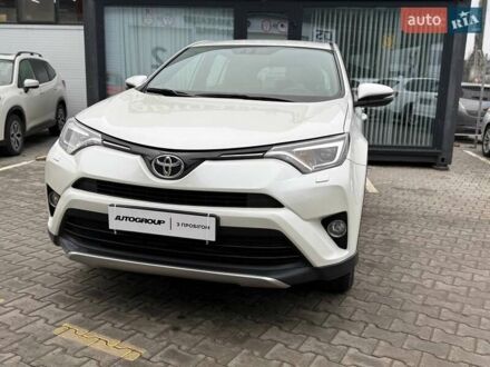 Білий Тойота РАВ 4, об'ємом двигуна 2.23 л та пробігом 192 тис. км за 19300 $, фото 1 на Automoto.ua
