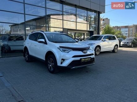 Белый Тойота РАВ 4, объемом двигателя 2.23 л и пробегом 150 тыс. км за 20900 $, фото 1 на Automoto.ua