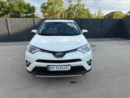 Білий Тойота РАВ 4, об'ємом двигуна 2 л та пробігом 113 тис. км за 20295 $, фото 1 на Automoto.ua