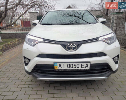 Білий Тойота РАВ 4, об'ємом двигуна 2.23 л та пробігом 63 тис. км за 25200 $, фото 1 на Automoto.ua