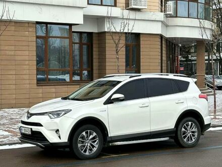 Белый Тойота РАВ 4, объемом двигателя 2.5 л и пробегом 87 тыс. км за 24800 $, фото 1 на Automoto.ua