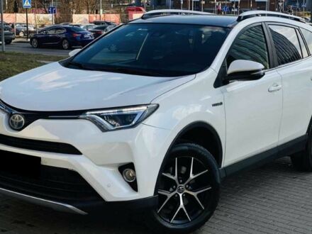 Тойота РАВ 4 2017 у Києві на Automoto.ua Білий Тойота РАВ 4, об'ємом двигуна 2.5 л та пробігом 89 тис. км за 14500 $, фото 1 на Automoto.ua