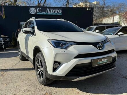 Белый Тойота РАВ 4, объемом двигателя 22 л и пробегом 62 тыс. км за 24690 $, фото 1 на Automoto.ua