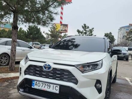 Белый Тойота РАВ 4, объемом двигателя 2.49 л и пробегом 124 тыс. км за 27300 $, фото 1 на Automoto.ua