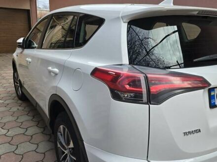 Белый Тойота РАВ 4, объемом двигателя 2.5 л и пробегом 110 тыс. км за 23500 $, фото 1 на Automoto.ua