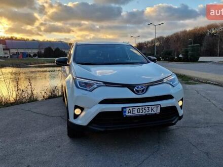 Білий Тойота РАВ 4, об'ємом двигуна 2.49 л та пробігом 112 тис. км за 25000 $, фото 1 на Automoto.ua