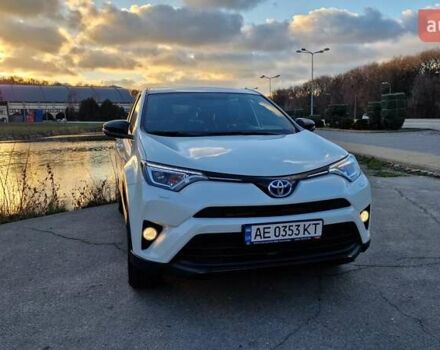 Білий Тойота РАВ 4, об'ємом двигуна 2.49 л та пробігом 112 тис. км за 25000 $, фото 1 на Automoto.ua