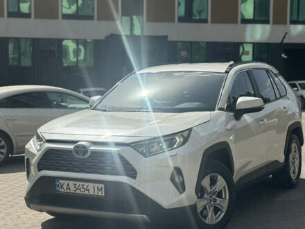 Білий Тойота РАВ 4, об'ємом двигуна 2.49 л та пробігом 140 тис. км за 27000 $, фото 1 на Automoto.ua