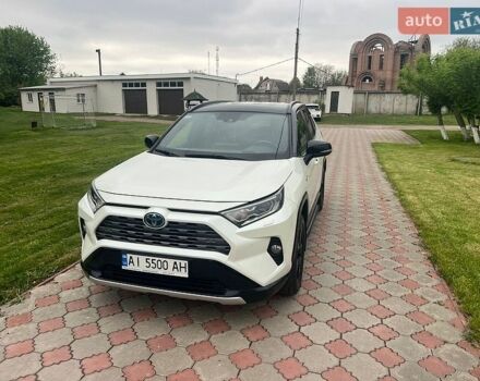 Белый Тойота РАВ 4, объемом двигателя 2.49 л и пробегом 99 тыс. км за 30000 $, фото 1 на Automoto.ua