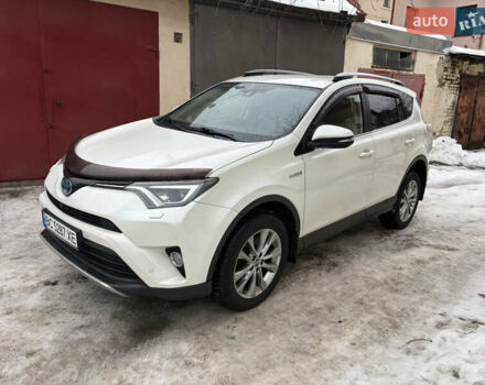 Белый Тойота РАВ 4, объемом двигателя 2.5 л и пробегом 152 тыс. км за 24900 $, фото 1 на Automoto.ua