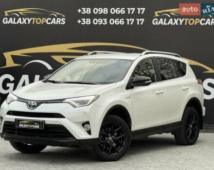 Тойота РАВ 4 2018 в Виннице на Automoto.ua Белый Тойота РАВ 4, объемом двигателя 2.5 л и пробегом 117 тыс. км за 24300 $, фото 1 на Automoto.ua