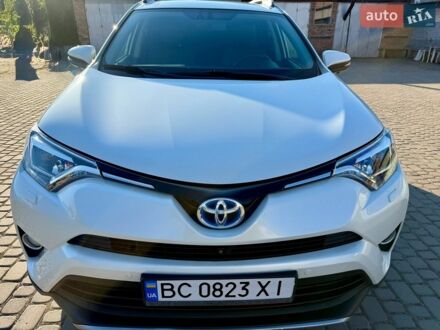 Білий Тойота РАВ 4, об'ємом двигуна 2.5 л та пробігом 202 тис. км за 23900 $, фото 1 на Automoto.ua