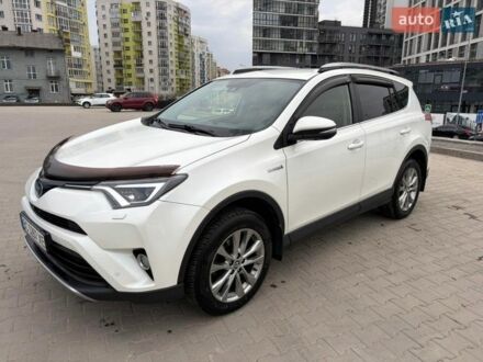 Білий Тойота РАВ 4, об'ємом двигуна 2.49 л та пробігом 154 тис. км за 23800 $, фото 1 на Automoto.ua