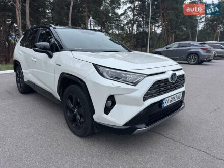 Белый Тойота РАВ 4, объемом двигателя 2.5 л и пробегом 62 тыс. км за 29900 $, фото 1 на Automoto.ua