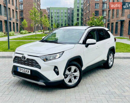 Белый Тойота РАВ 4, объемом двигателя 1.99 л и пробегом 138 тыс. км за 21200 $, фото 1 на Automoto.ua
