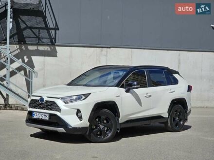 Тойота РАВ 4 2019 у Києві на Automoto.ua Білий Тойота РАВ 4, об'ємом двигуна 2.5 л та пробігом 85 тис. км за 32500 $, фото 1 на Automoto.ua