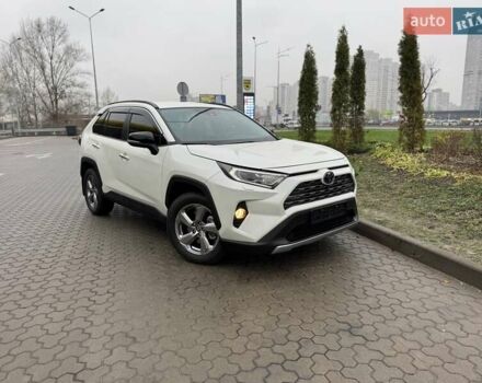 Білий Тойота РАВ 4, об'ємом двигуна 2 л та пробігом 95 тис. км за 26700 $, фото 1 на Automoto.ua