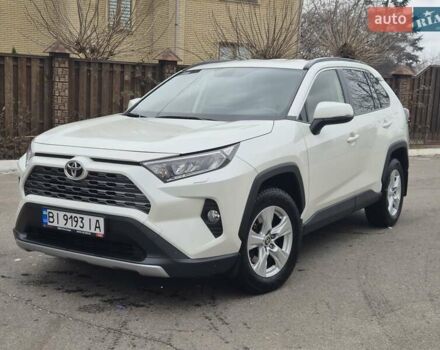 Білий Тойота РАВ 4, об'ємом двигуна 2 л та пробігом 40 тис. км за 28800 $, фото 1 на Automoto.ua