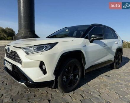 Белый Тойота РАВ 4, объемом двигателя 2.49 л и пробегом 160 тыс. км за 28900 $, фото 1 на Automoto.ua
